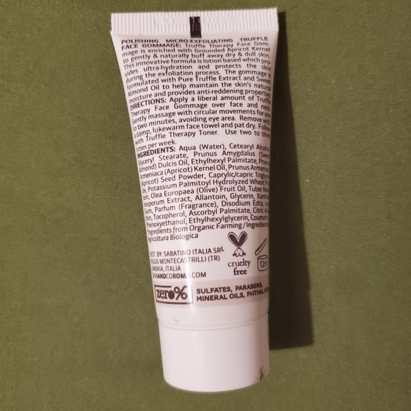 5/$25 SKIN&CO TRUFFLE THERAPY FACE GOMMAGE - Picture 2 of 3